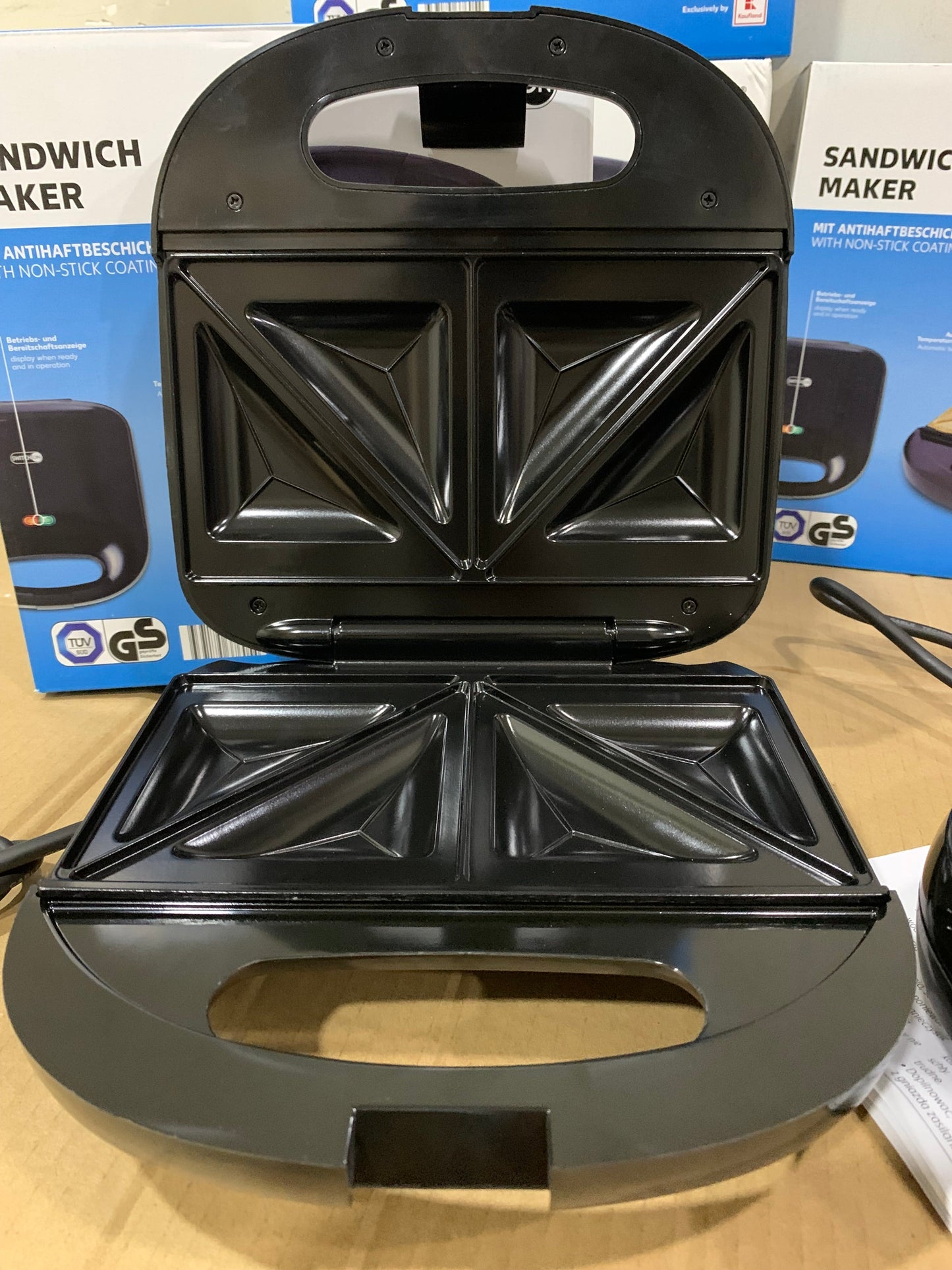 Amazon Lot imported sand which maker