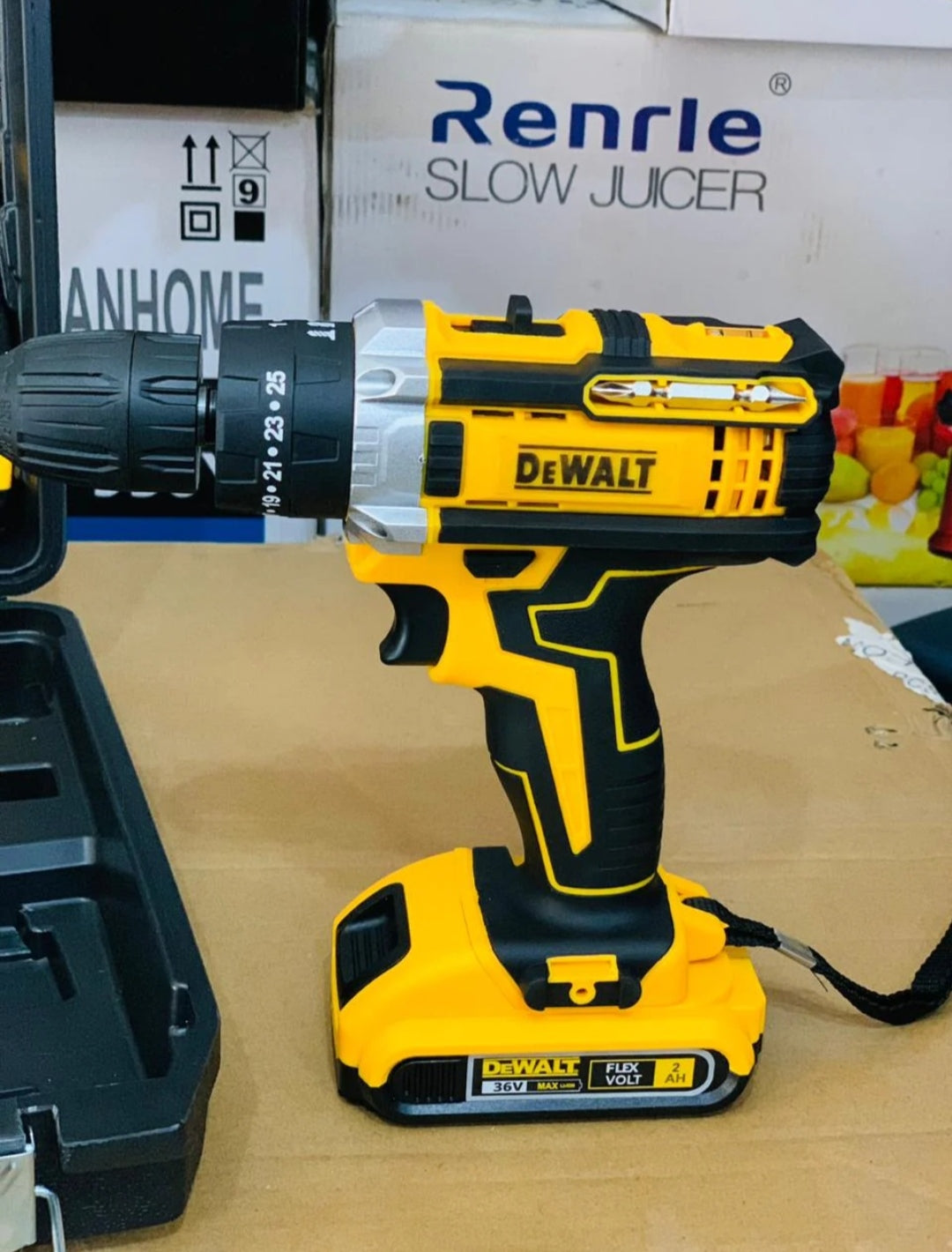 Lot imported DeWalt 36v drill machine with toolkit set