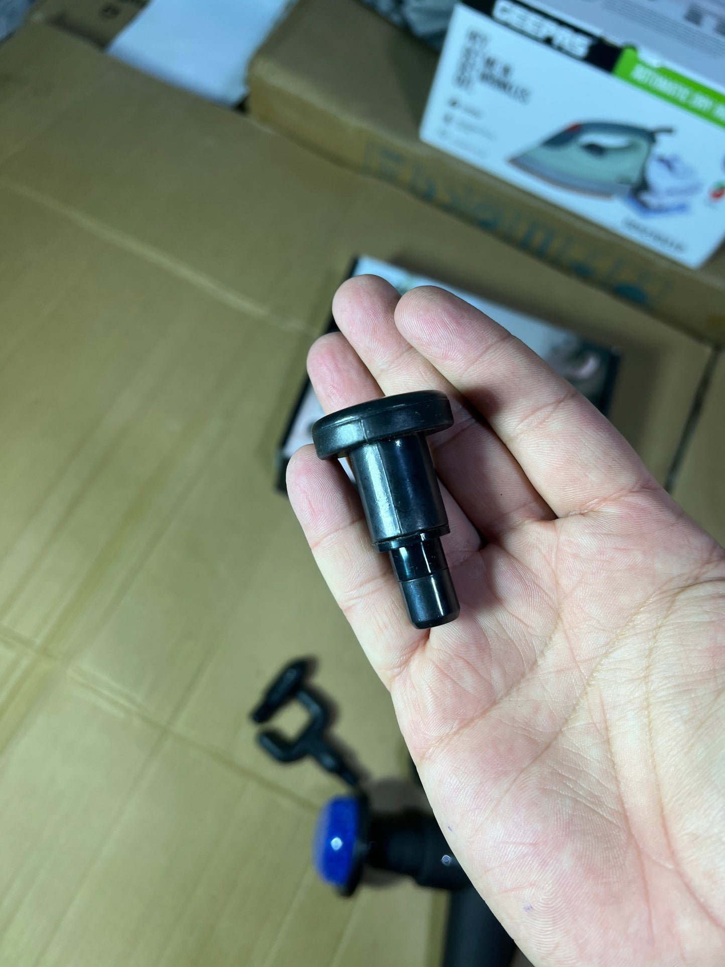 Amazon lot imported heating rechargeable massager