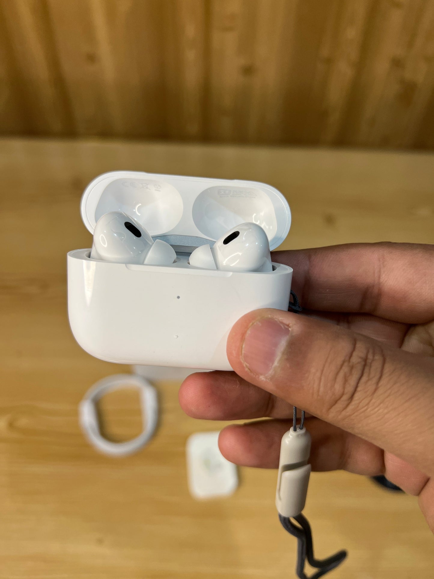 APPLE AIRPODS PRO 2 (2ND GENERATION) ANC SUPPORTED || MADE IN USA