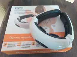 Universal HX-5880 Neck Massager w/3D Smart Fit Technology Electric Pulse Massage