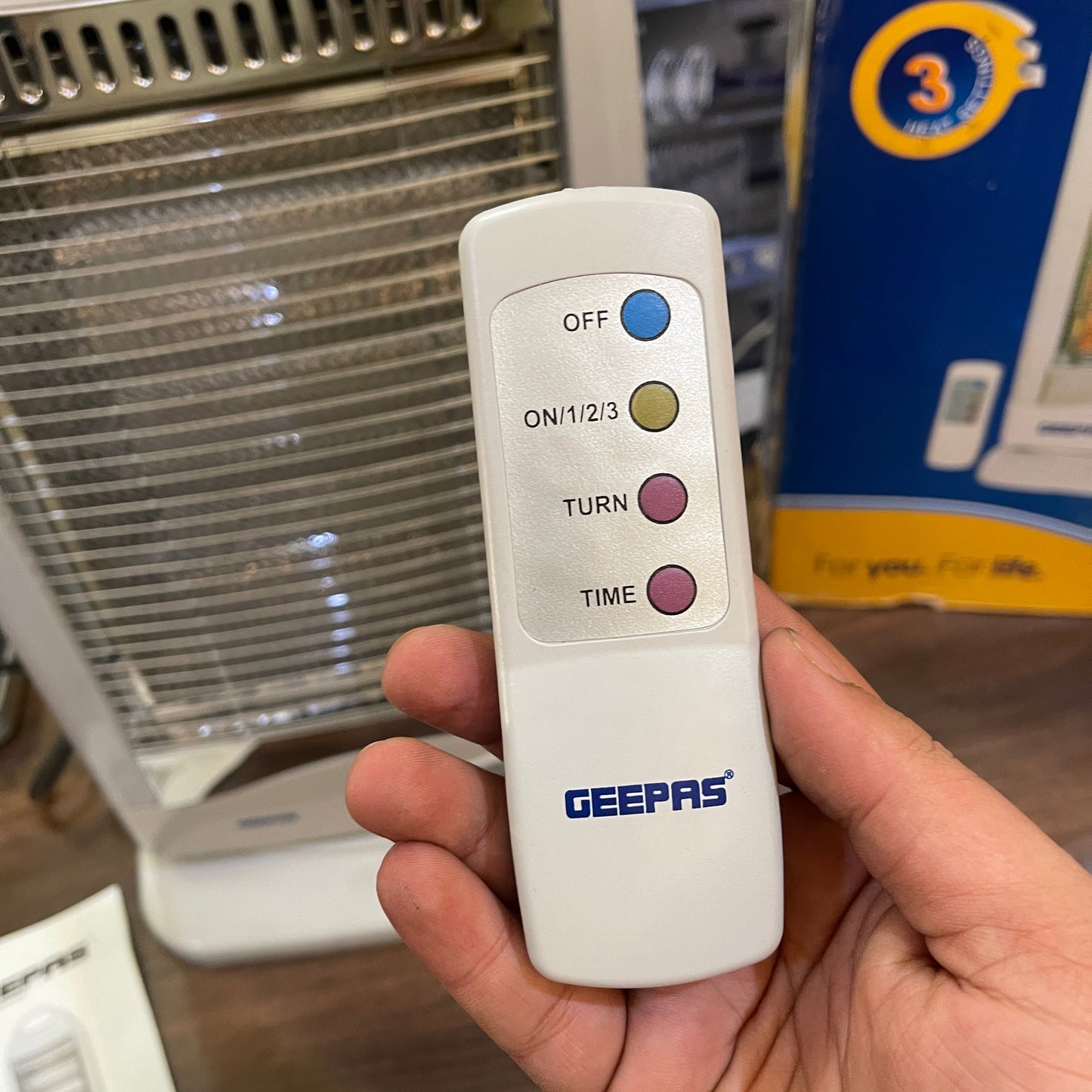 Geepas Halogen Heater GRH3611R